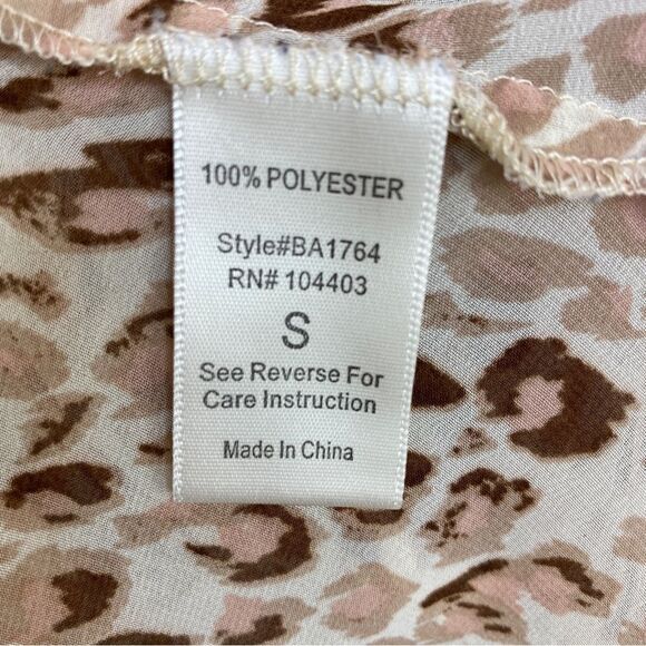 Blu Pepper Leopard Roses Print Sheer Blouse Small Beige Red Back Cutout - Picture 10 of 10